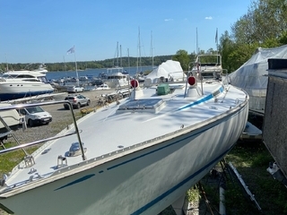 Swan 39