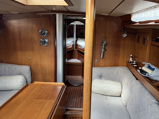 Swan 39