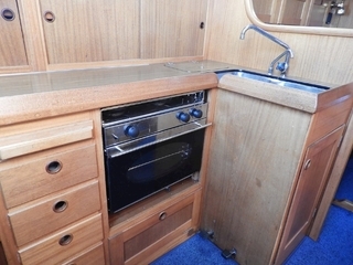 Najad 320
