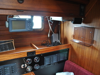 Aphrodite 42
