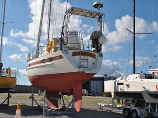 Aphrodite 42