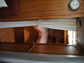 Aphrodite 42