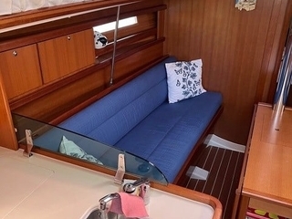 Dufour 325