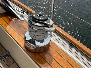 Hallberg-Rassy 352