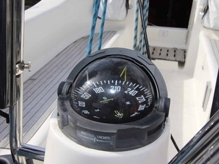 Bavaria 35 Match -05