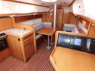 Bavaria 35 Match -05