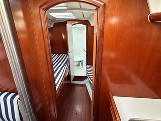 Beneteau Oceanis 393