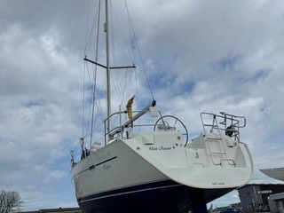 Beneteau Oceanis 393