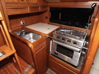 Swan 371 -80