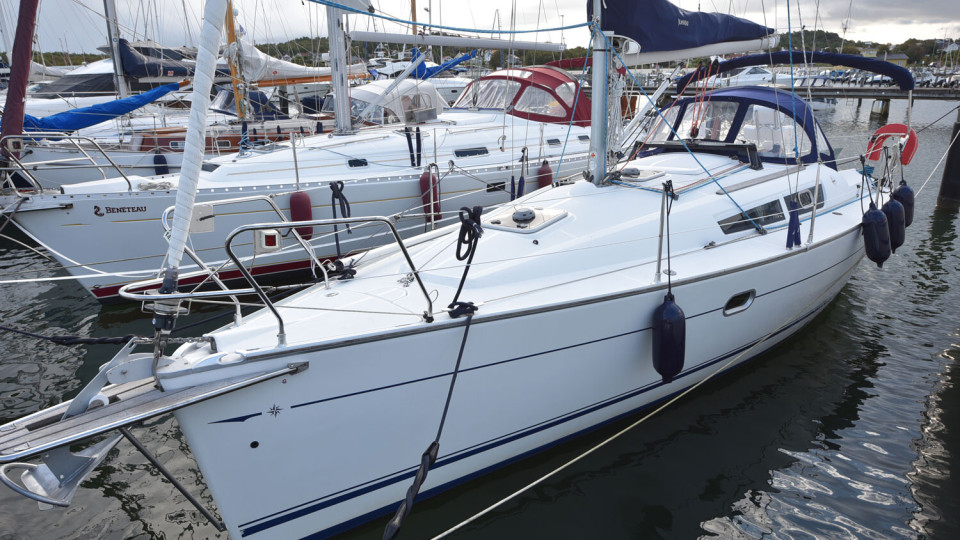 Jeanneau 32i