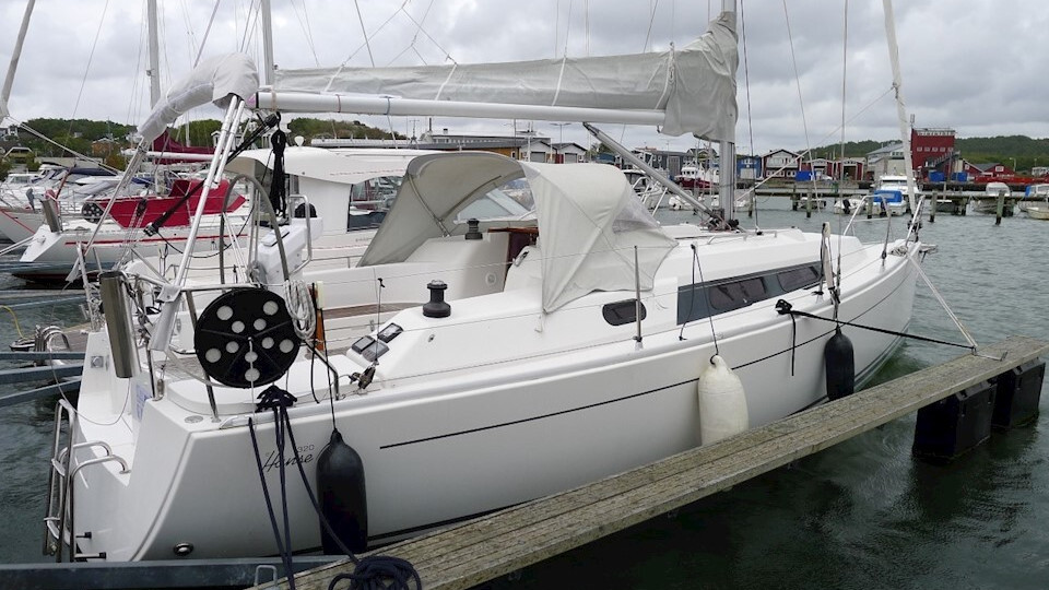 Hanse 320