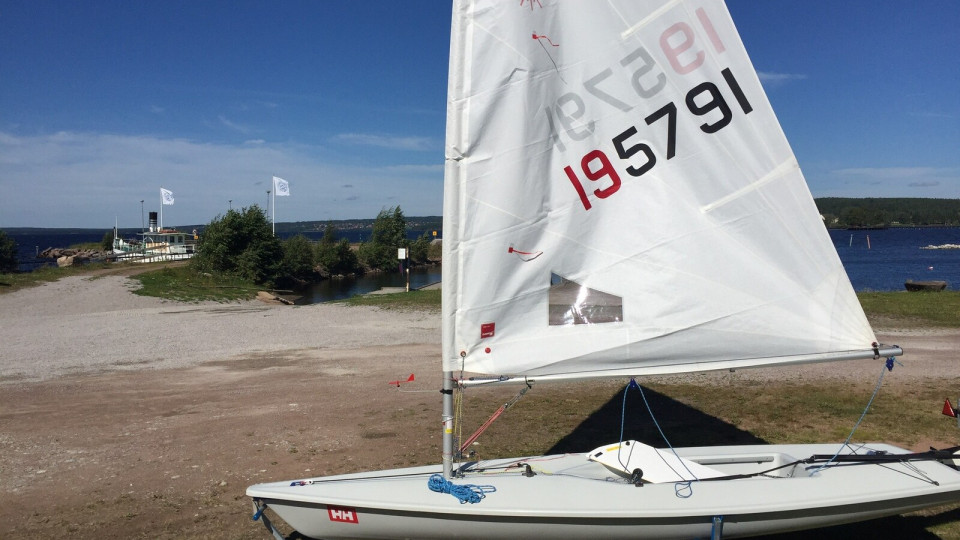 Laser radial segelnummer SWE 195791 - 43000kr